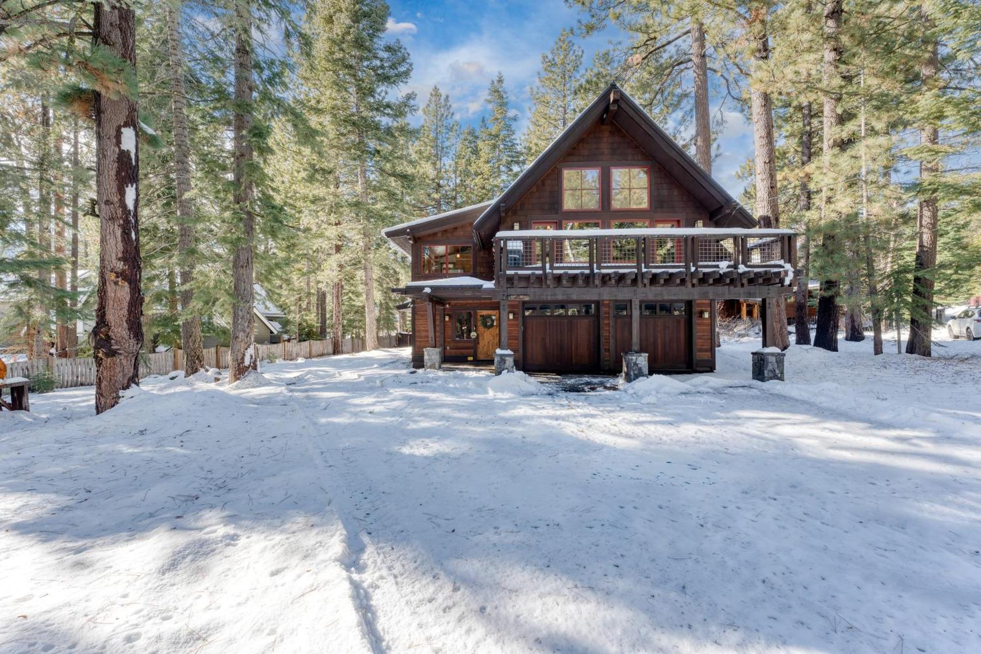 Ward Creek By Avantstay 5 Min Walk To Lake Deck Tahoe City Exterior photo